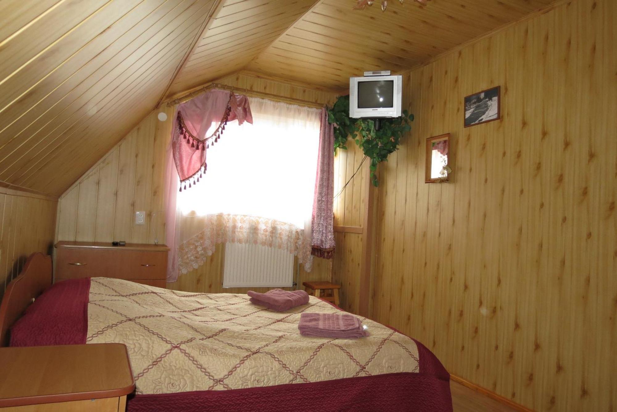 Bilyy Kamin Guest House Tatariv Bilik gambar