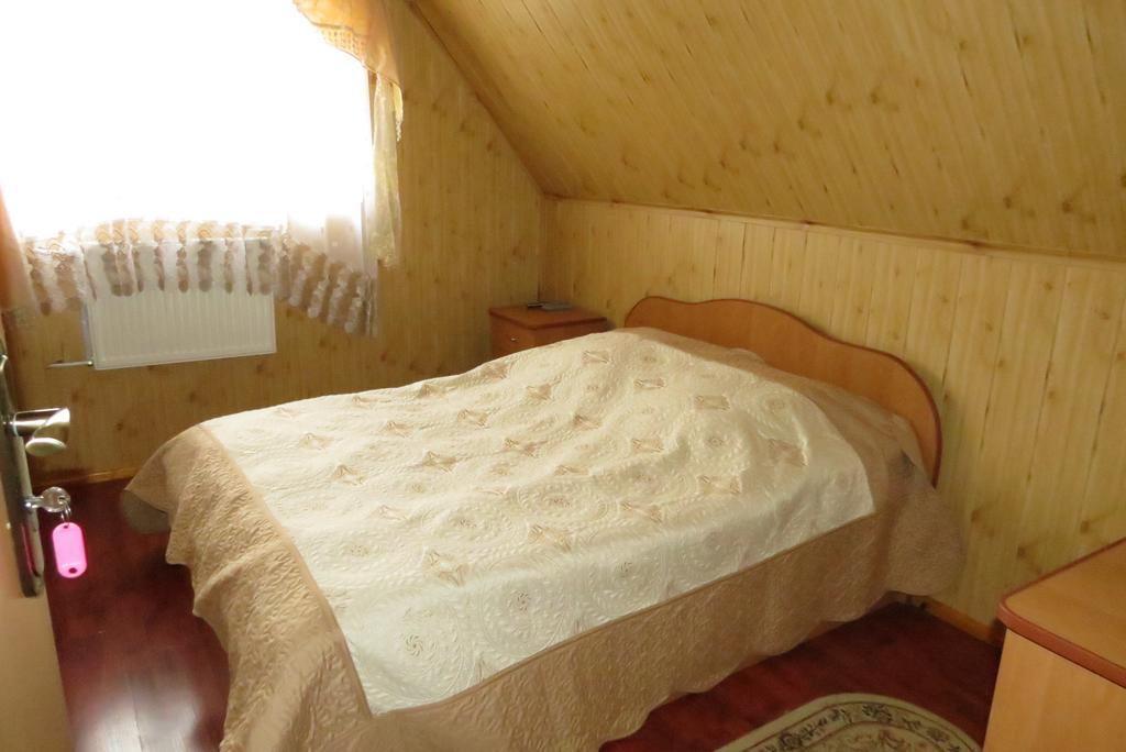 Bilyy Kamin Guest House Tatariv Bilik gambar