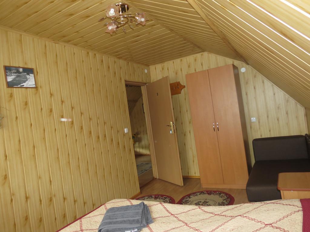 Bilyy Kamin Guest House Tatariv Luaran gambar