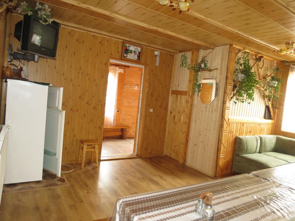 Bilyy Kamin Guest House Tatariv Luaran gambar