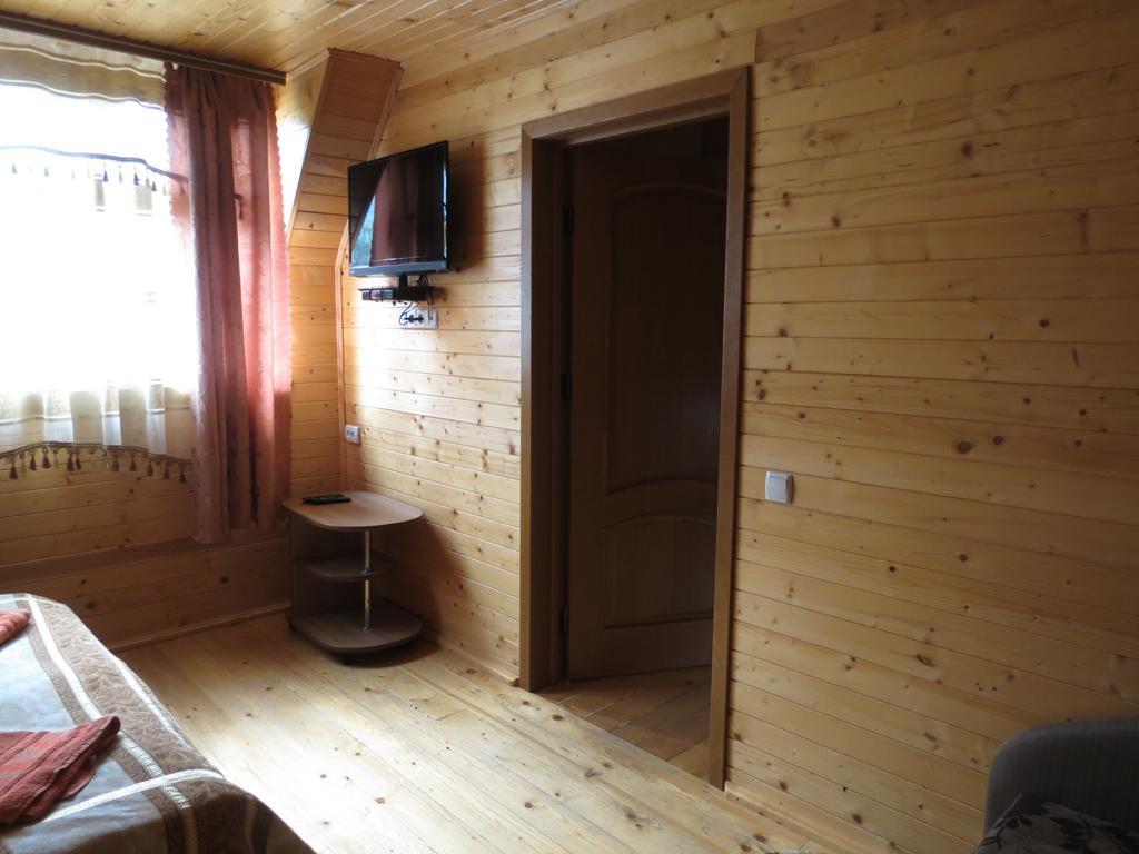 Bilyy Kamin Guest House Tatariv Luaran gambar