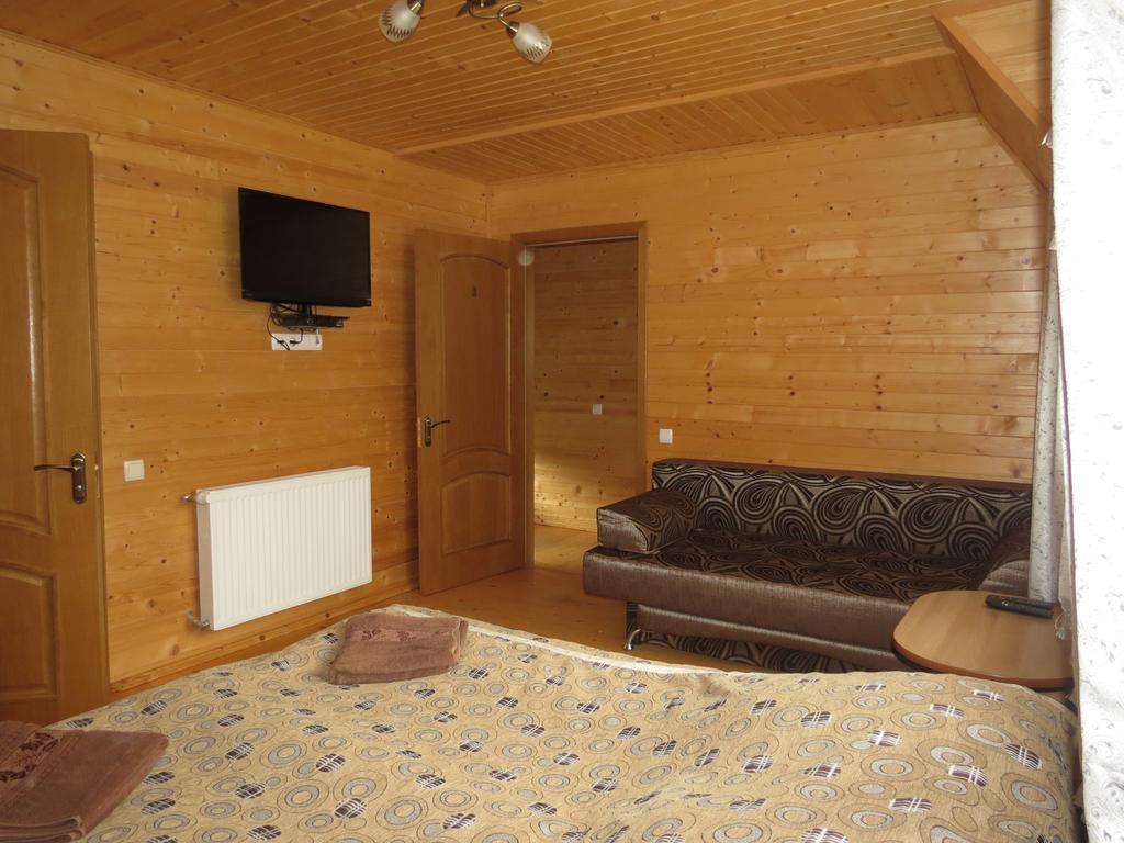 Bilyy Kamin Guest House Tatariv Luaran gambar